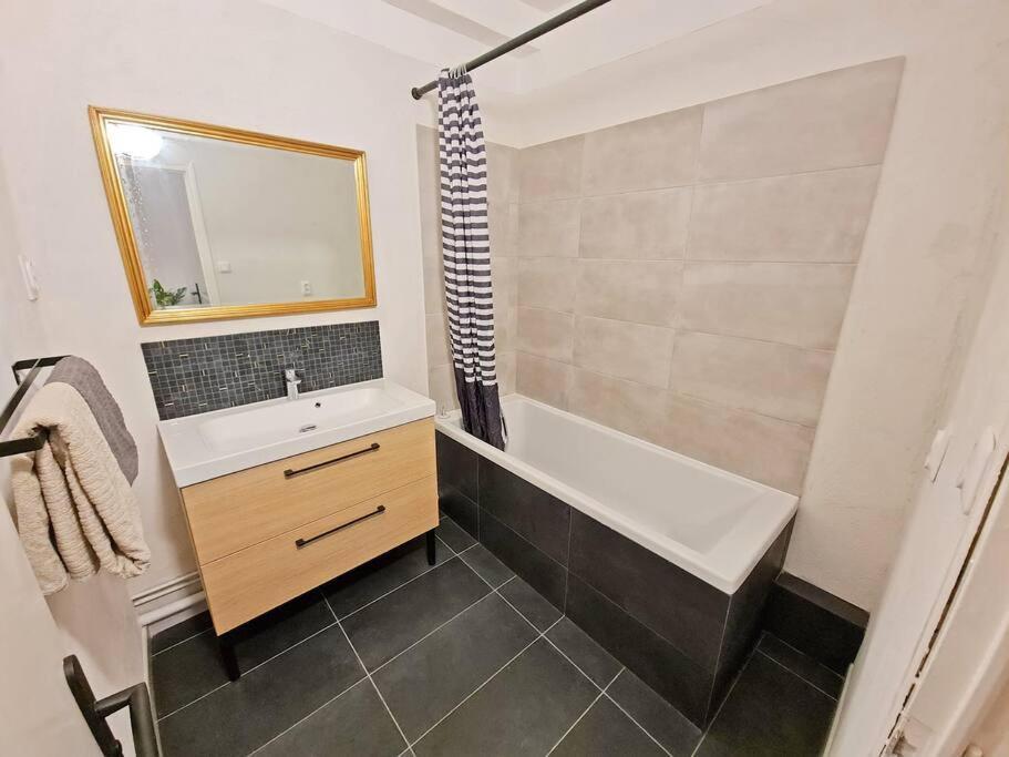 Gregbnb - T2 Design 43M2 - Toulon Est - Wifi Fibre - N2 Eksteriør billede